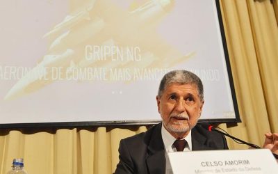 PT vai continuar lutando para que Lula seja candidato à presidência, afirma Celso Amorim