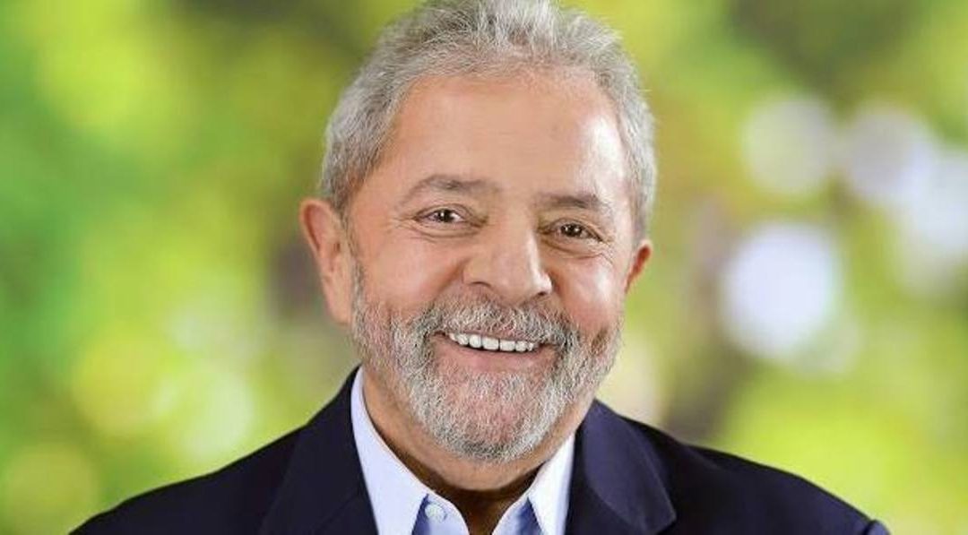Em carta a Gleisi, Lula diz por que tem que ser candidato