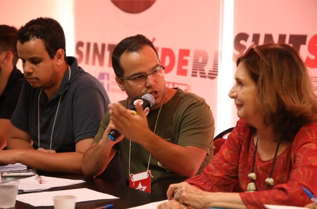 Mais de 100 dirigentes se reúnem para debater os rumos do PT-RJ em 2020